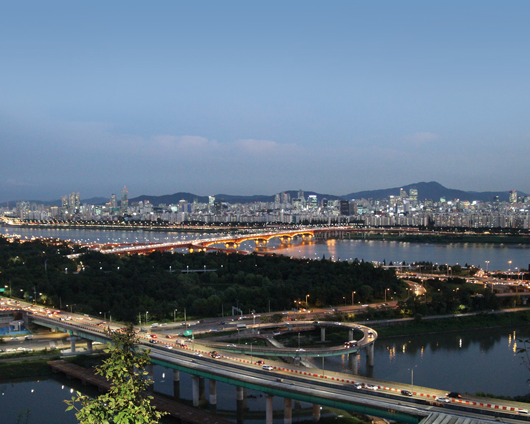 응봉산 산책로